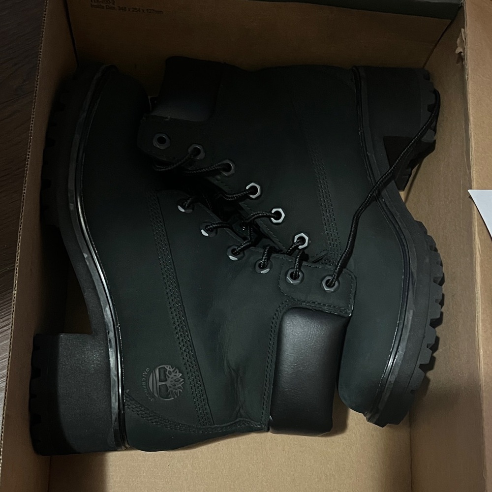 Timberland Kids Black Nubuck Boots